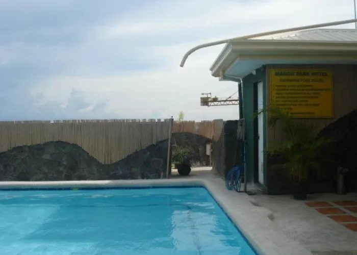 Mango Park 3*